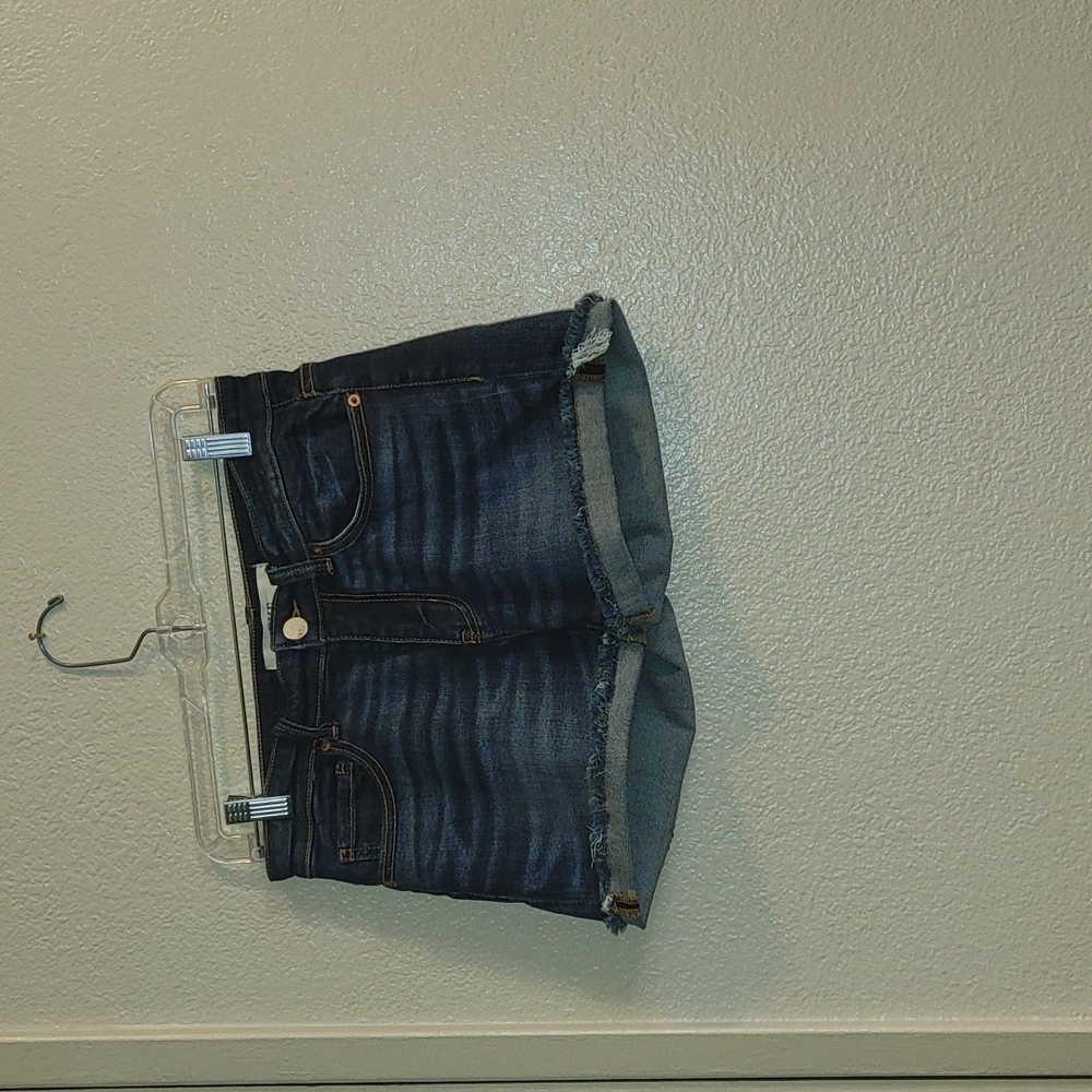 Payton Shorts - Picture 2 of 3